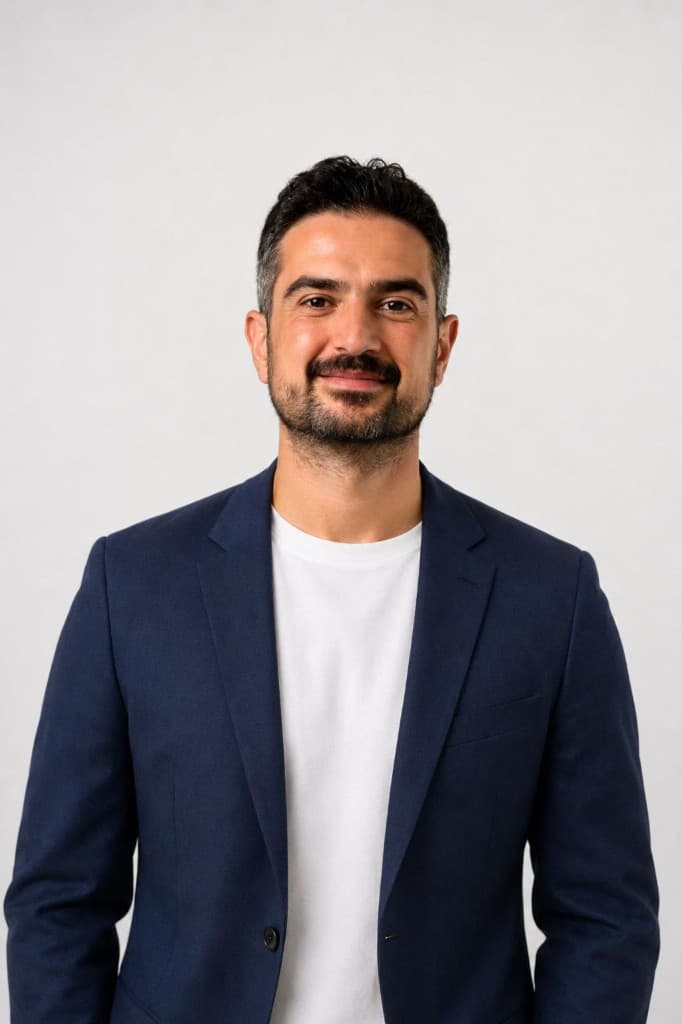 Toni Macías — CEO